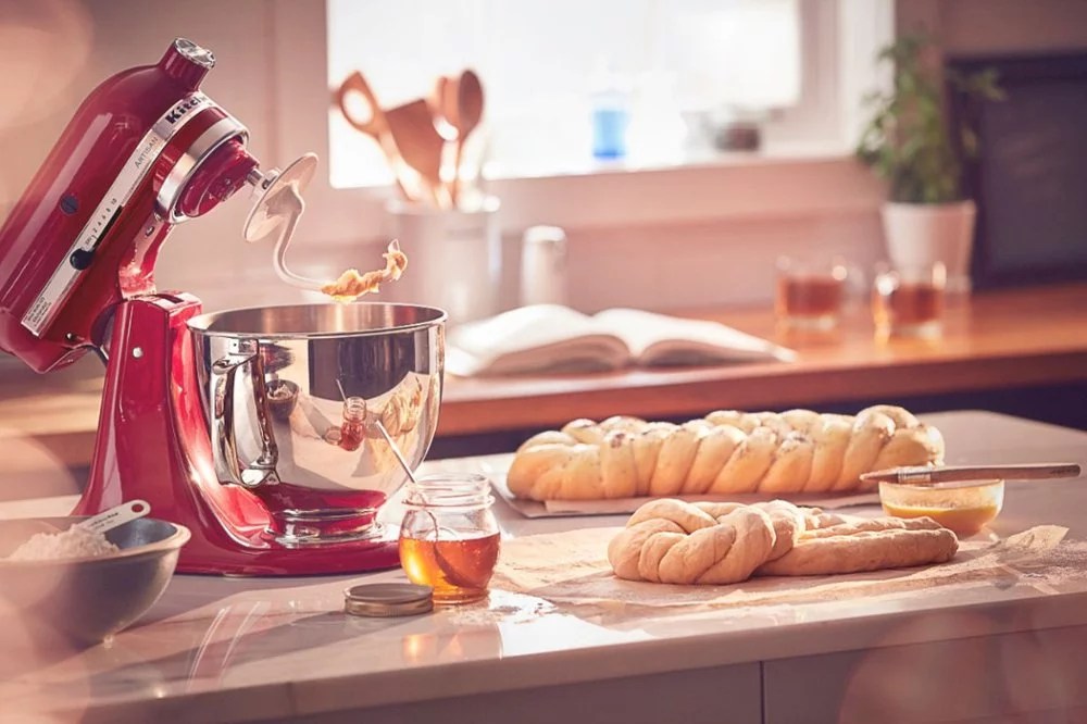 KitchenAid Artisan Series Tilt Head Stand Mixer Empire Red