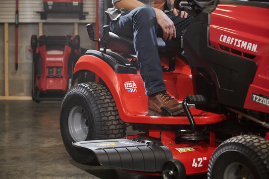 CRAFTSMAN 42″ Gas Riding Lawn Mower 20 HP KOHLER 7000 V-Twin Hydrostatic Turn Tight 42″ Steel Deck