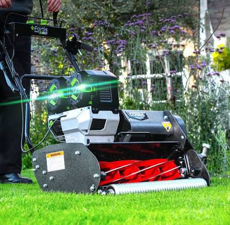 COBRA Fortis 20B Petrol Cylinder Lawn Mower 20 Inch Self Propelled Briggs Stratton XR550