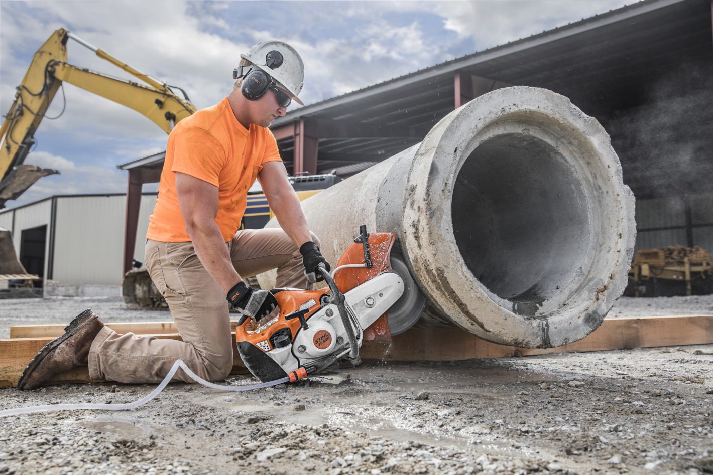 STIHL TS 420 Gas Cut-Off Machine 14″ Concrete Saw 4.4 HP