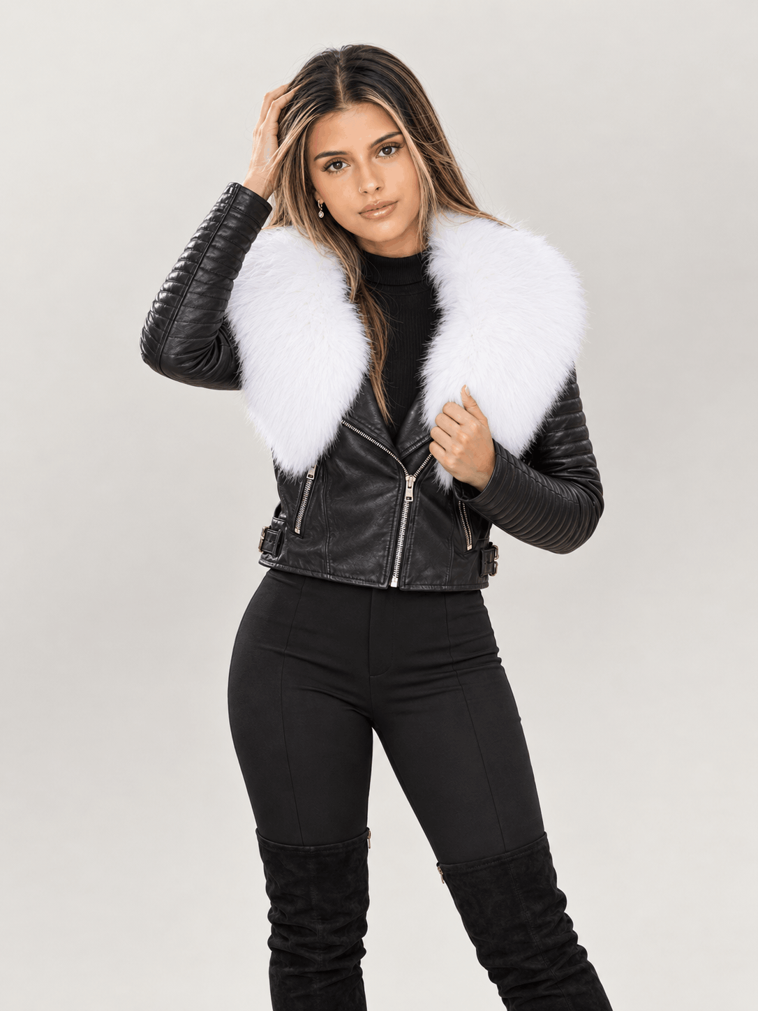 Women's Black Leather Biker Jacket With Fur Collar - Image 4
